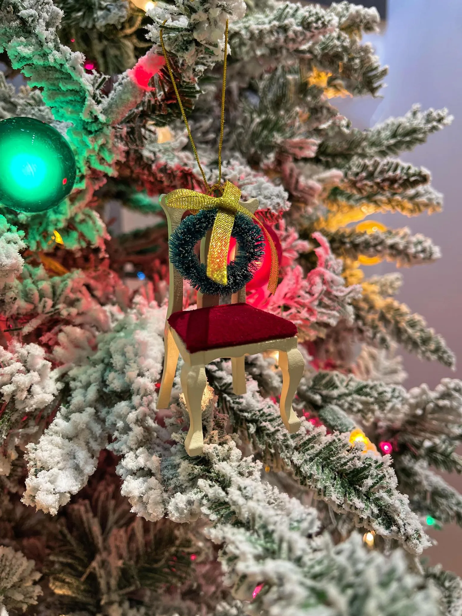 An Empty Chair Wreath Ornament