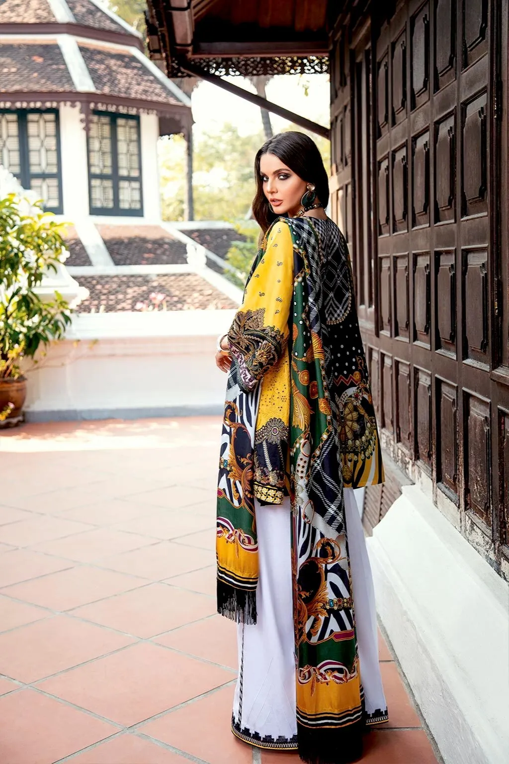 Baroque Luxury Lawn Collection 2020 – Sweet Fantasy