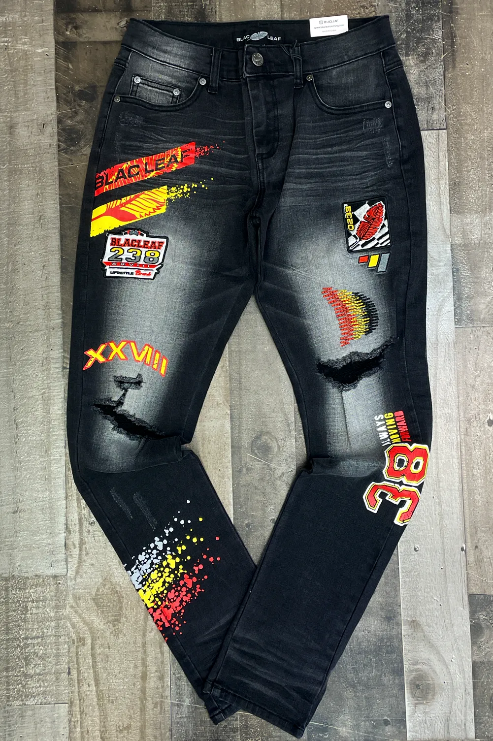 Blac leaf- finish strong denim