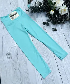 Blue leggings