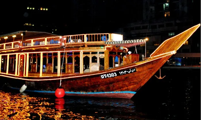 Dubai: 4-Night stay for 2 Adults incl Breakfast, Transfers, City Tour & Dinner Cruise