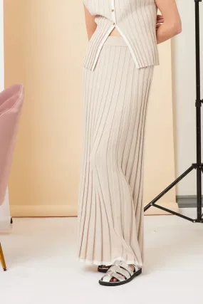Illa Illa Maci Maxi Skirt – Effortless Elegance & Everyday Comfort