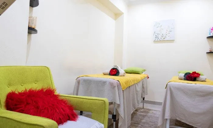 Johannesburg: 1 or 2-Night Stay for Two including Breakfast at Melrose Hideout Guesthouse & Spa