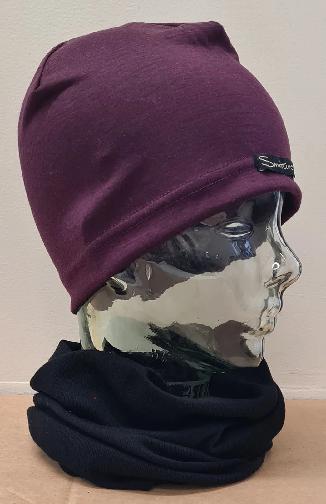 Lightweight 170g Skull Cap Sports Beanie