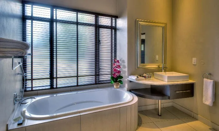 Limpopo: 1-Night Stay for Two at Legend Simba Safari