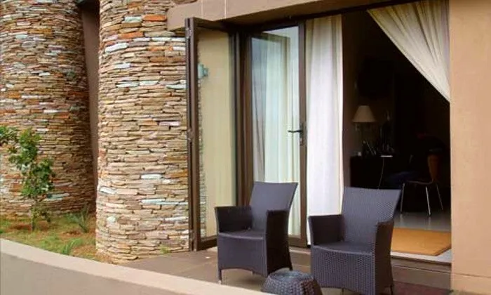 Limpopo: 1-Night Stay for Two at Legend Simba Safari