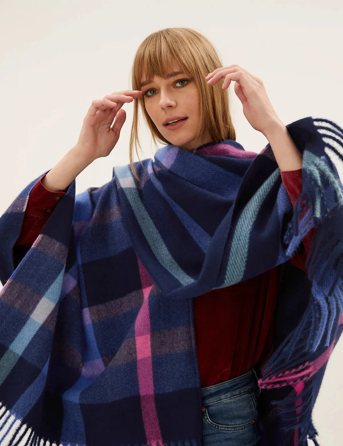 M&S Ladies Cape Shawl T01/7238J