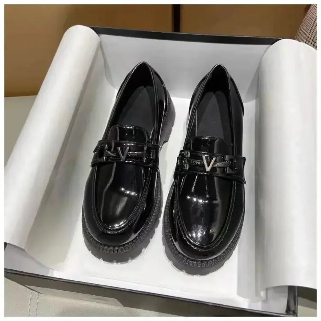 Merendy Britainiarra Low-Heels Round-Toe Black Loafers
