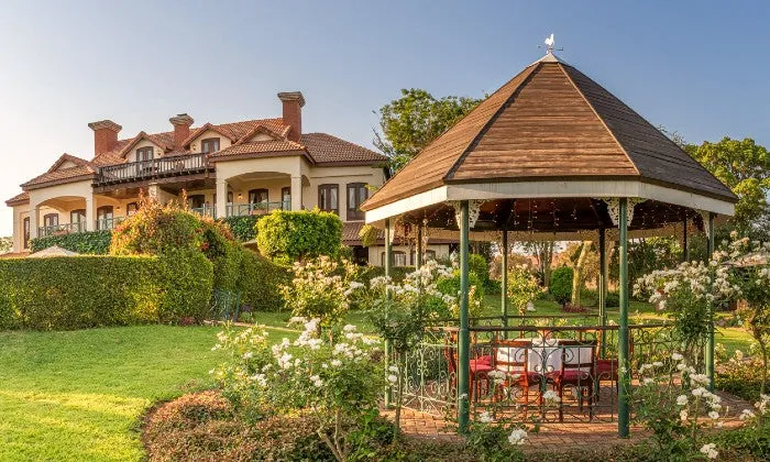 Mpumalanga: 1-Night Stay for Two with Breakfast at Oliver's Restaurant, Lodge and Wellness