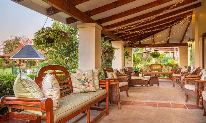 Mpumalanga: 1-Night Stay for Two with Breakfast at Oliver's Restaurant, Lodge and Wellness