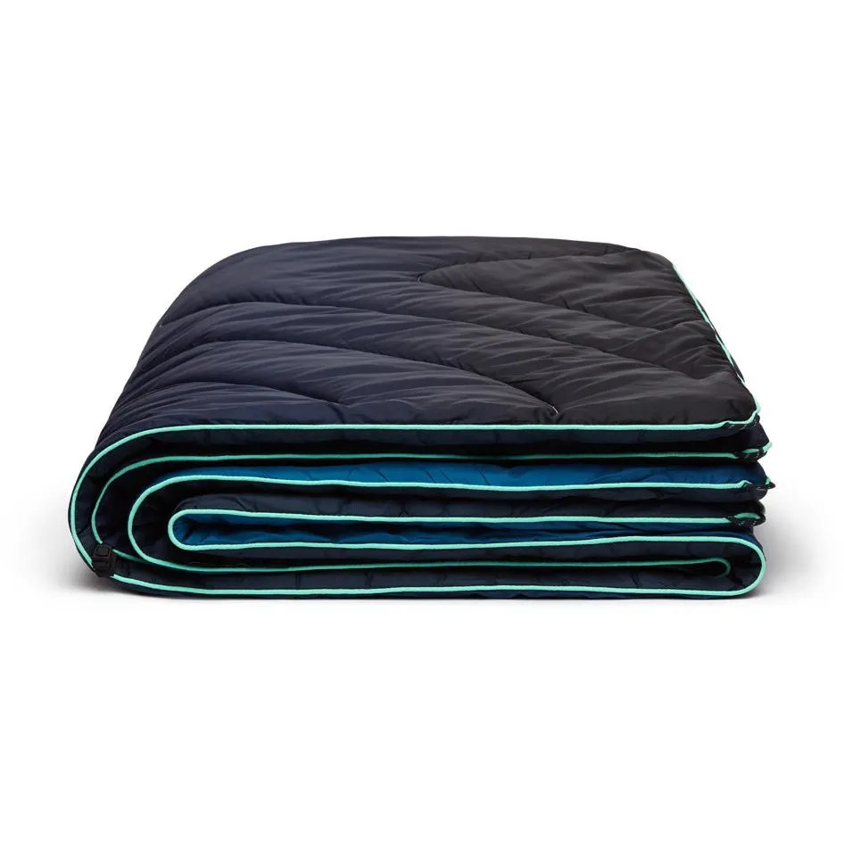 Rumpl Original Puffy Blanket Ocean Fade