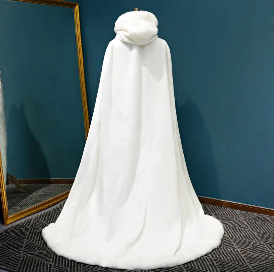 Sorceress Winter Wonderland Cape