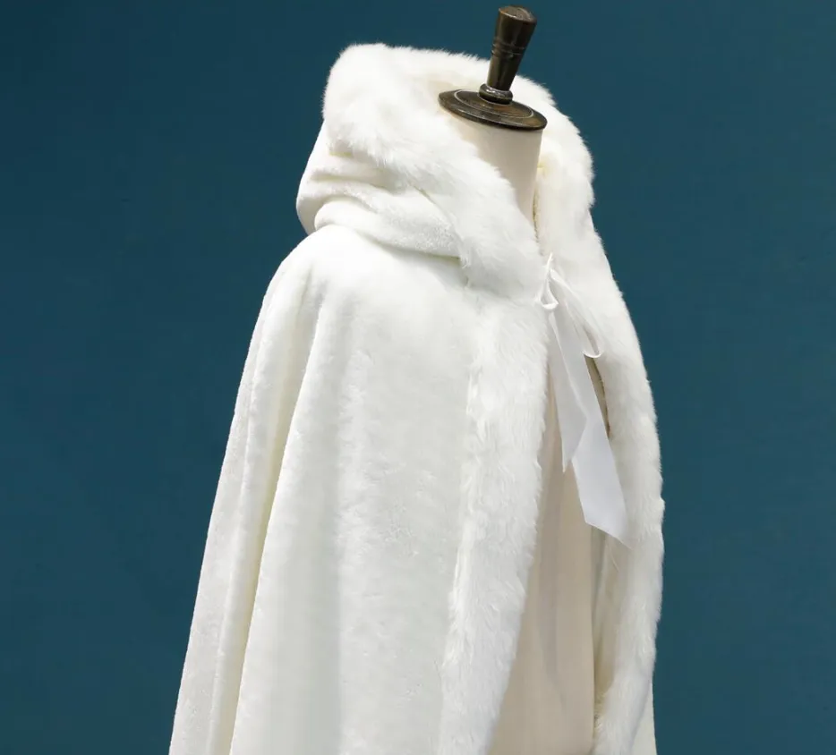 Sorceress Winter Wonderland Cape