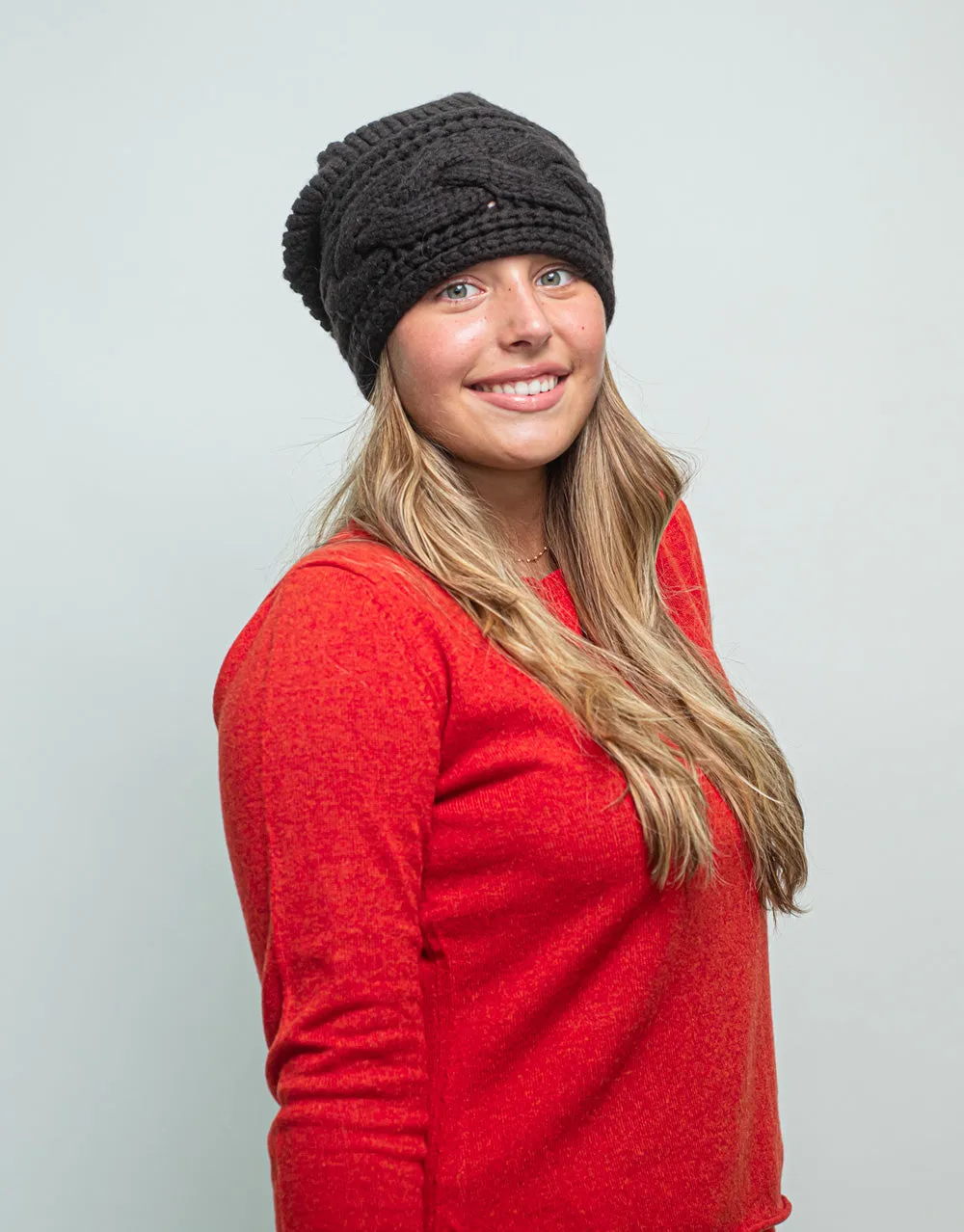 Thick Cable Hem Beanie in Tobbaco